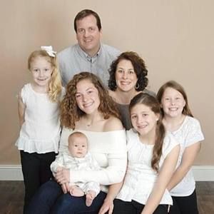 Meet your Posher, Courtney